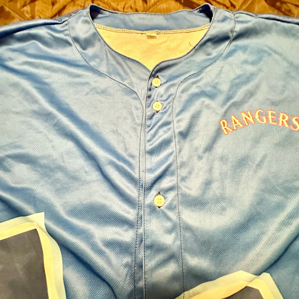 Texas Rangers Team Jersey Button Down - Picture 12 of 12